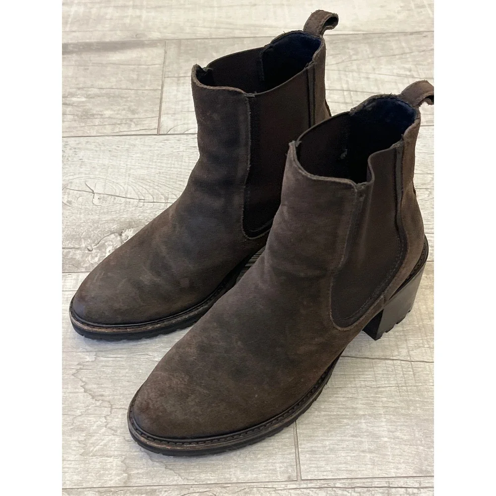 Thursday Boot Co. Women's Chelsea Boots Dark‎ Brown Suede Block Heel Size 8